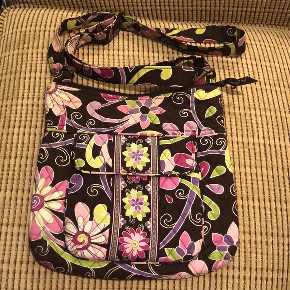 Vera Bradley Handbags - Vera Bradley Crossbody Purse